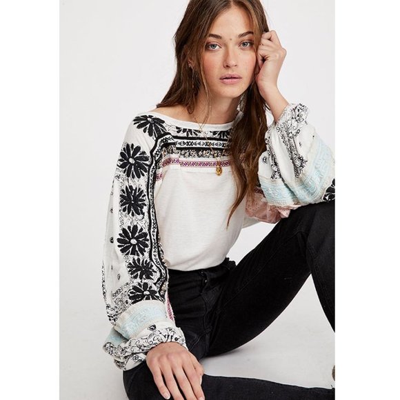 Free People Tripoli Slouchy Embroidered Boho Top - Picture 7 of 8
